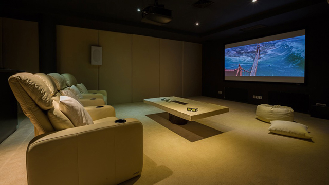 Grand Cliff Front Residence - Cinema room